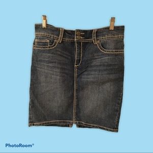 Nine West Vintage America Mini skirt sz 8/28P